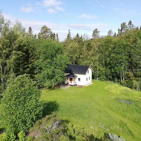 Lilla Lilo Garden Vila Östersund Exterior foto